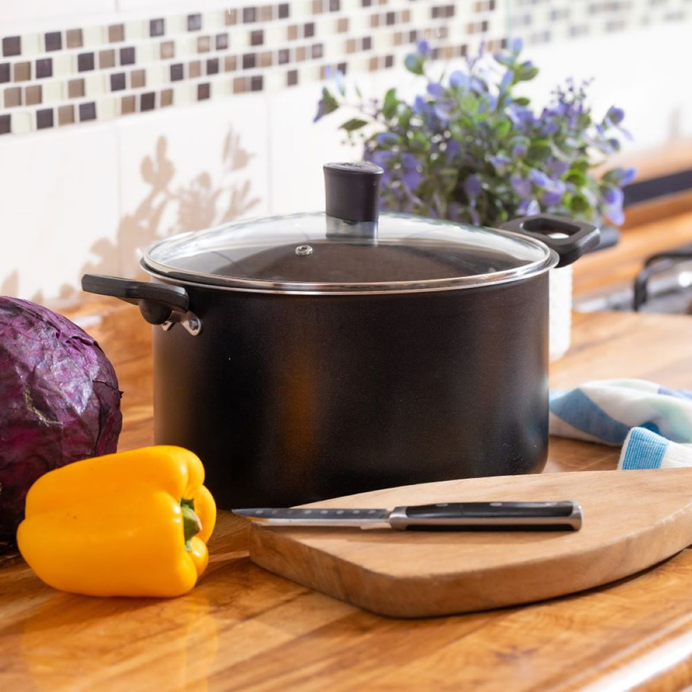 Olla para Sopa 24 cm Negro Esencial