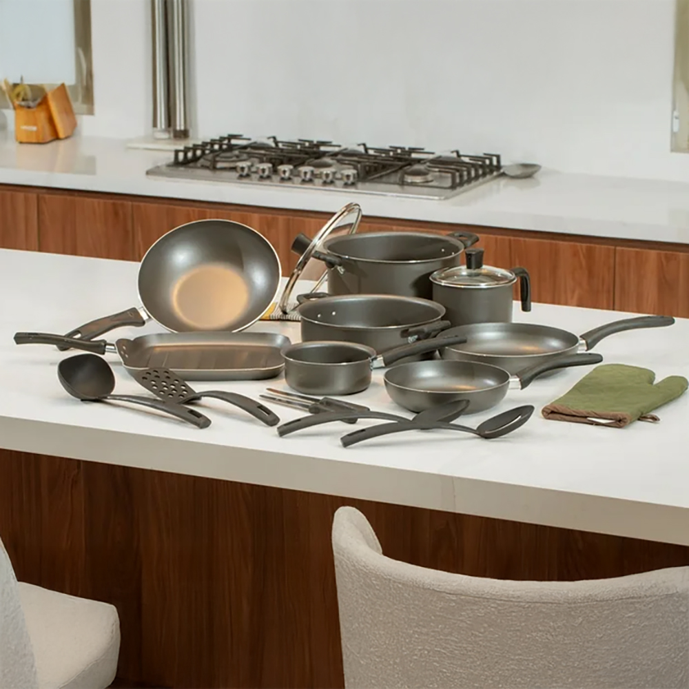 Batería de Cocina 16 pzs Negro Sabor