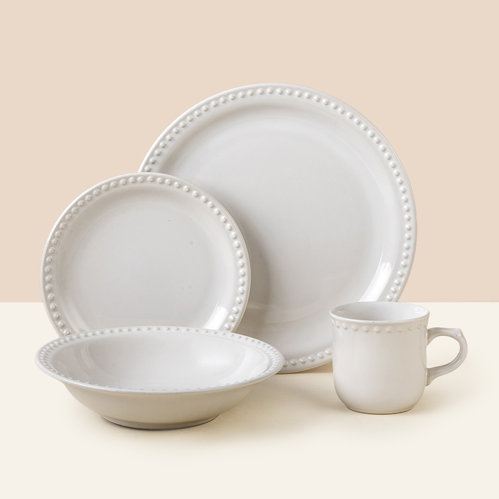 Vajilla para 4 personas. 16 piezas. Durezza.