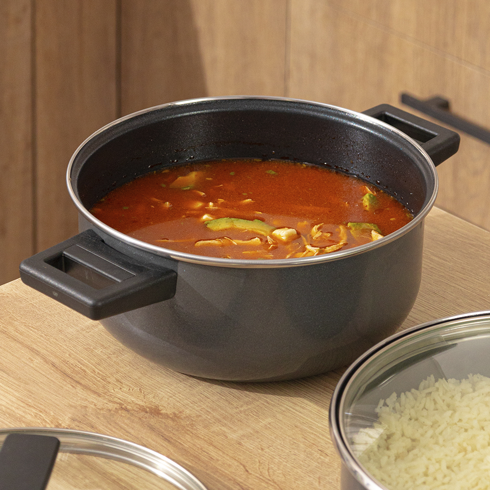 Arrocera 24 cm Negro Duramax